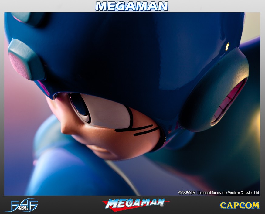 PRE-ORDER Mega Man - Running Mega Man