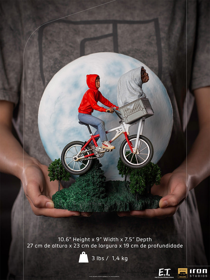 PRE-ORDER E.T. - E.T. & Elliot - Deluxe Art Scale 1/10