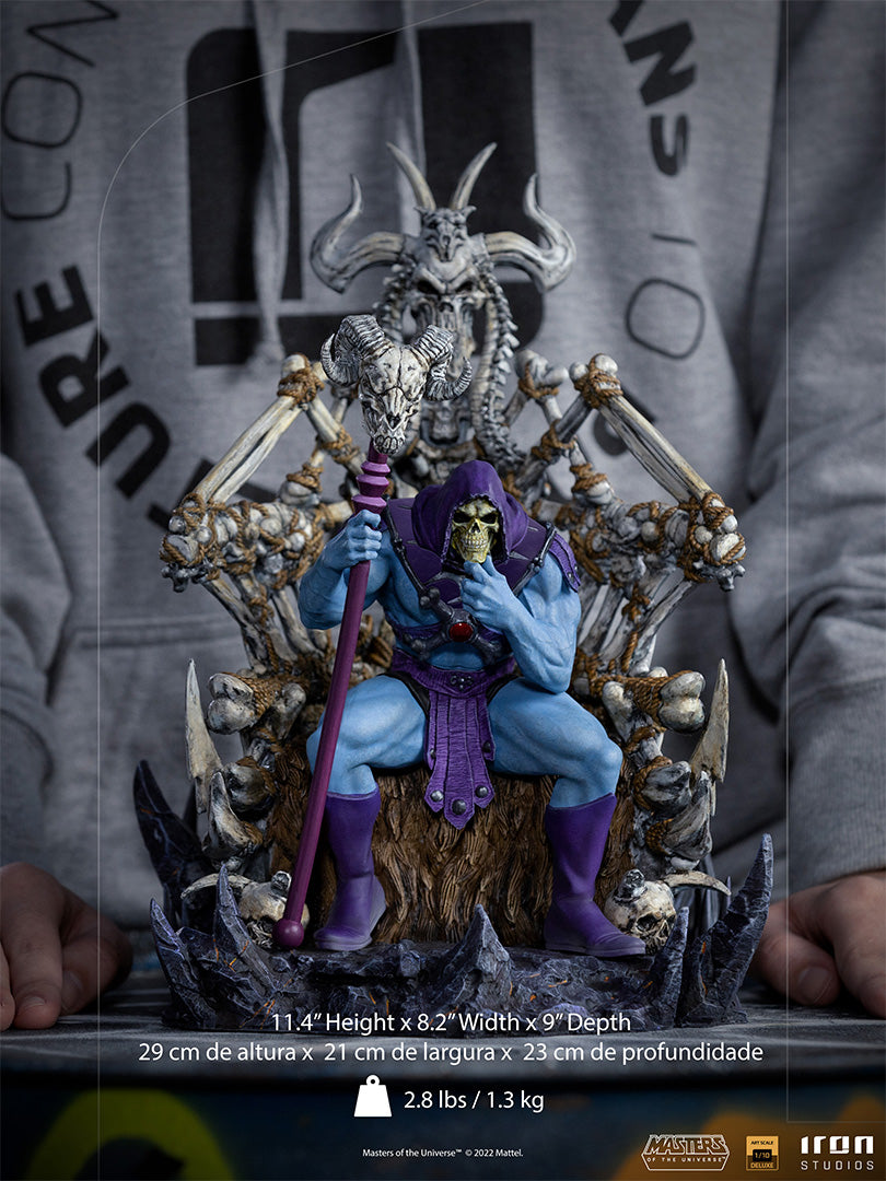 PRE-ORDER The Masters of the Universe - Skeletor on Throne Deluxe Art Scale 1/10