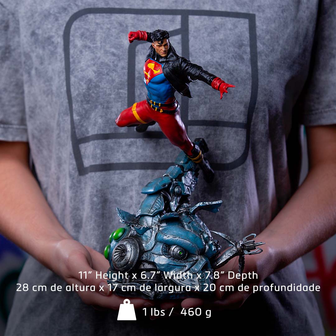 PRE-ORDER DC Comics Series #7 - Superboy Deluxe Art Scale 1/10