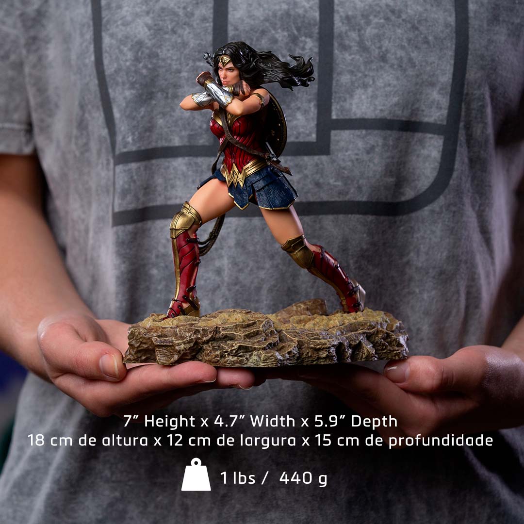 PRE-ORDER Zack Snyder's Justice League - Wonder Woman Art Scale 1/10