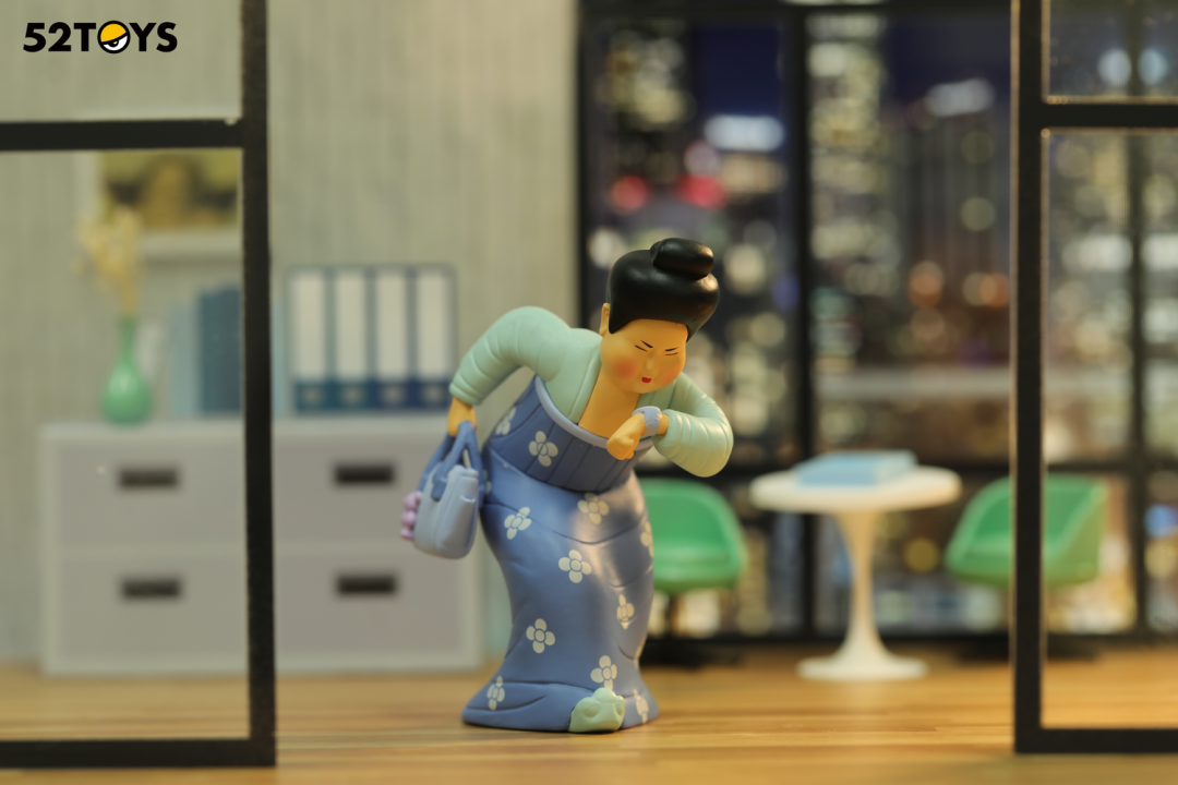 PRE-ORDER CANDYBOX - Modern Ancients - Office Ladies [Box of 6]