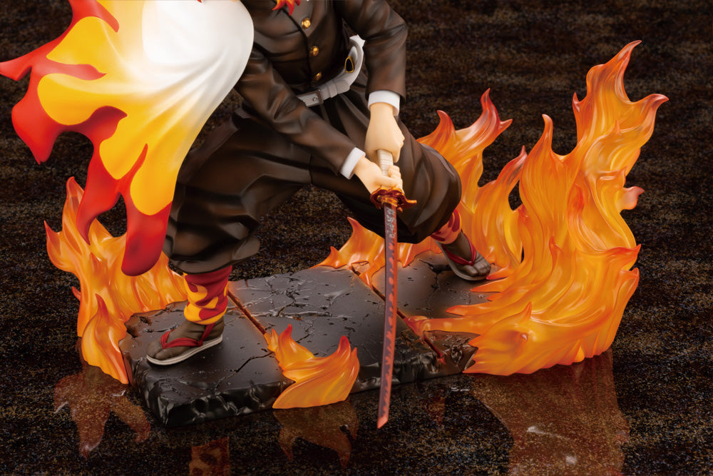 IN-STOCK Kotobukiya - ARTFX J - Demon Slayer: Kimetsu no Yaiba - Kyojuro Rengoku 1/8