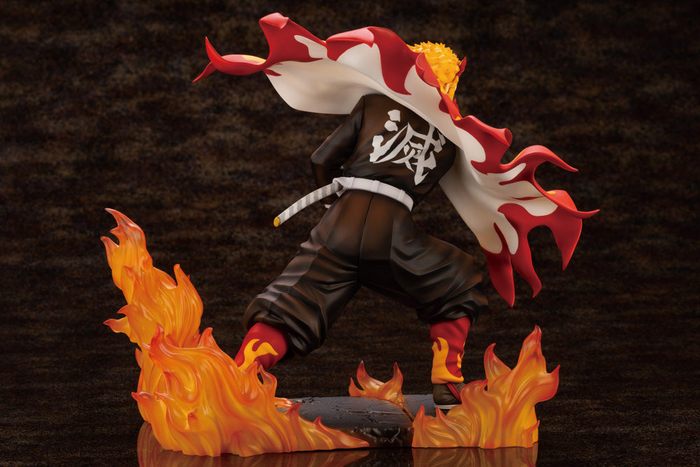 IN-STOCK Kotobukiya - ARTFX J - Demon Slayer: Kimetsu no Yaiba - Kyojuro Rengoku 1/8