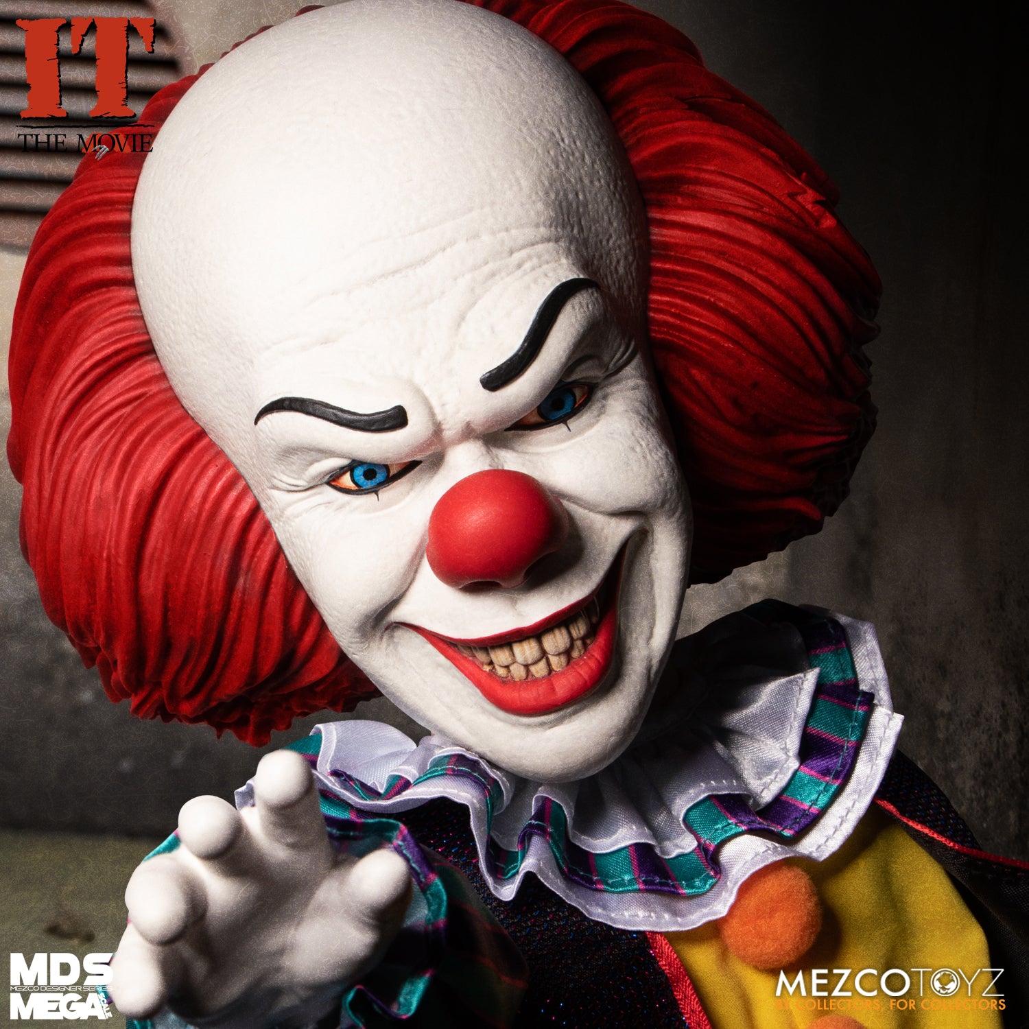 PRE-ORDER Mezco Designer Series - IT (1990) - Deluxe Pennywise