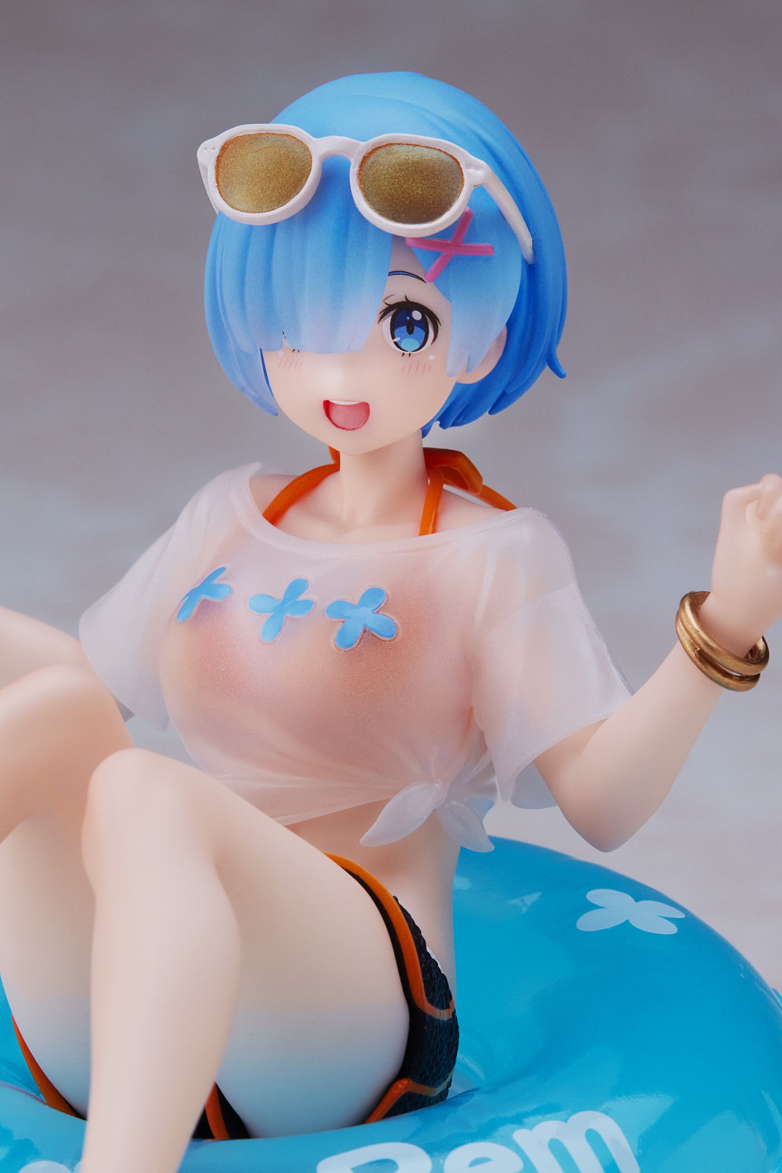 PRE-ORDER Re:ZERO -Starting Life in Another World Aqua Float Girls Figure - Rem