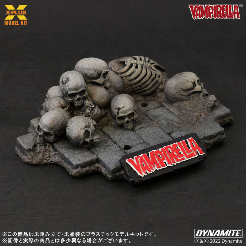 PRE-ORDER Vampirella: Jose Gonzalez Edition 1/8