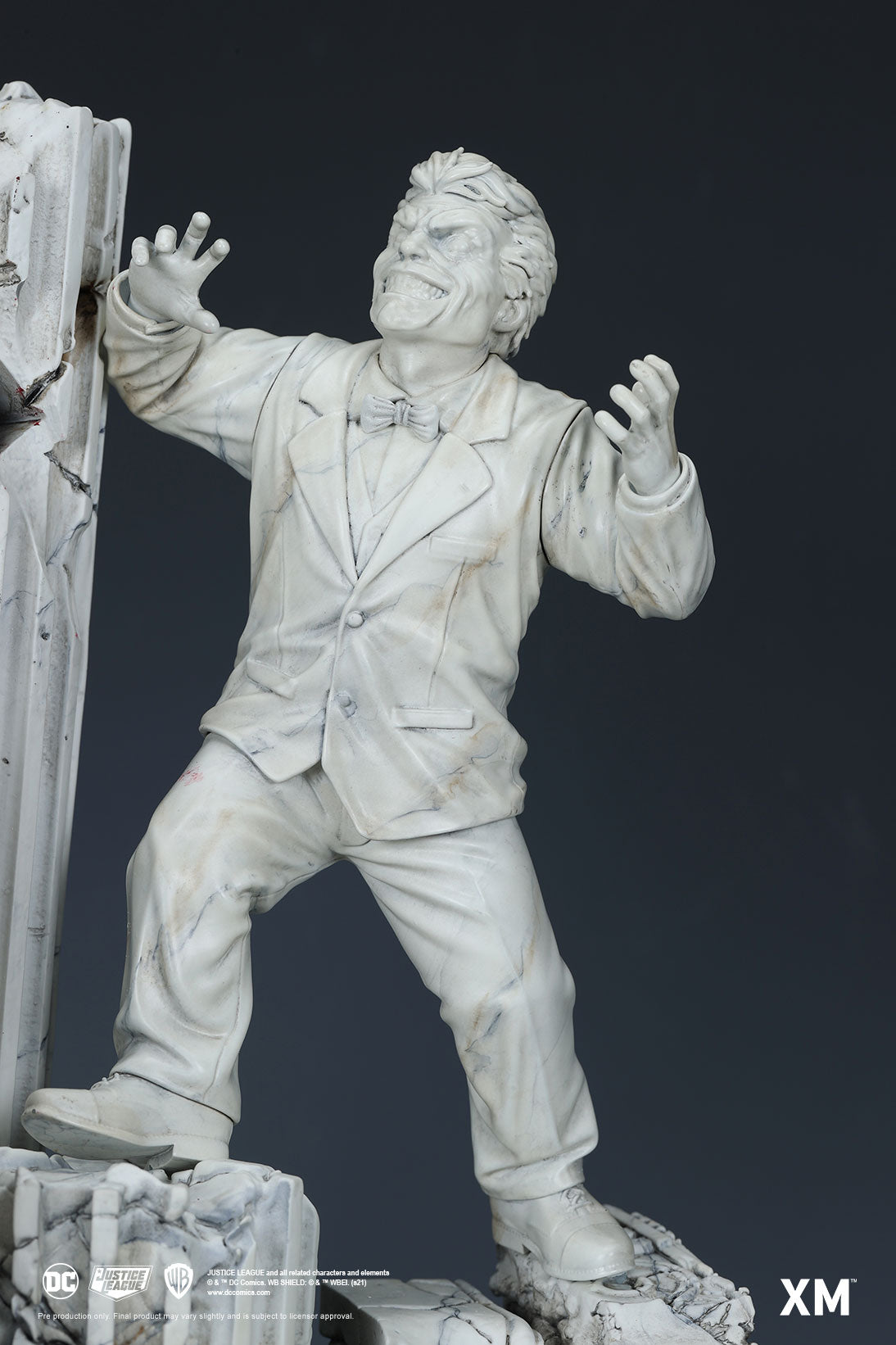 PRE-ORDER DC Comics - Wonder Woman Courage David Finch: Marble Ver. 1/6