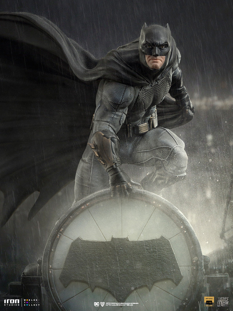 PRE-ORDER Zack Snyder's Justice League - Batman on Batsignal Deluxe Art Scale 1/10