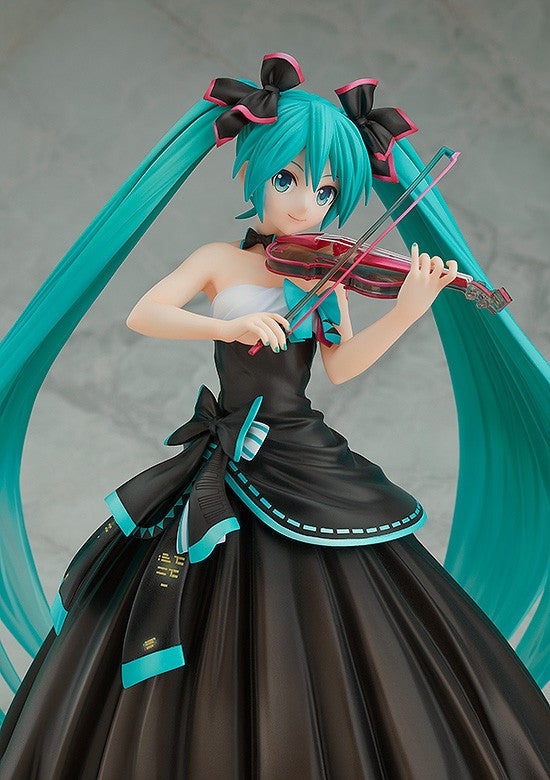 IN-STOCK Good Smile Company - Vocaloid - Hatsune Miku: Symphony 2017 Ver. 1/8