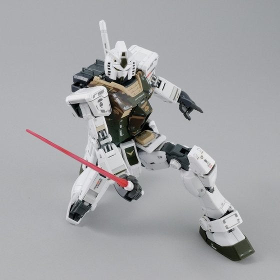 Bandai - Mobile Suit Gundam - MG 1/100 AAPE RX-78-2 Ver 3.0 GRN-CAMO 1/100 [EXCLUSIVE]