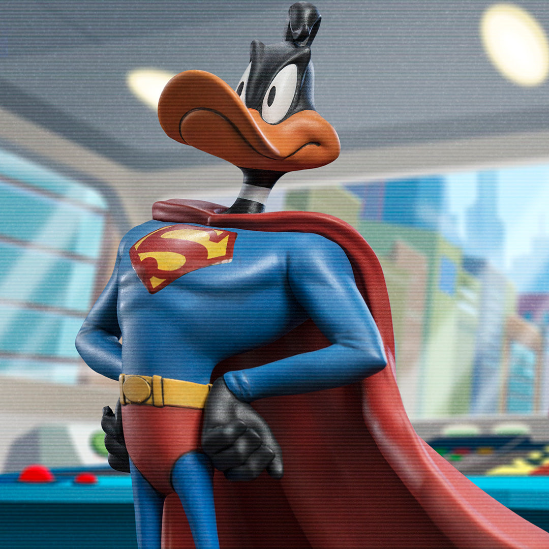 PRE-ORDER Space Jam: A New Legacy - Daffy Duck Superman Art Scale 1/10