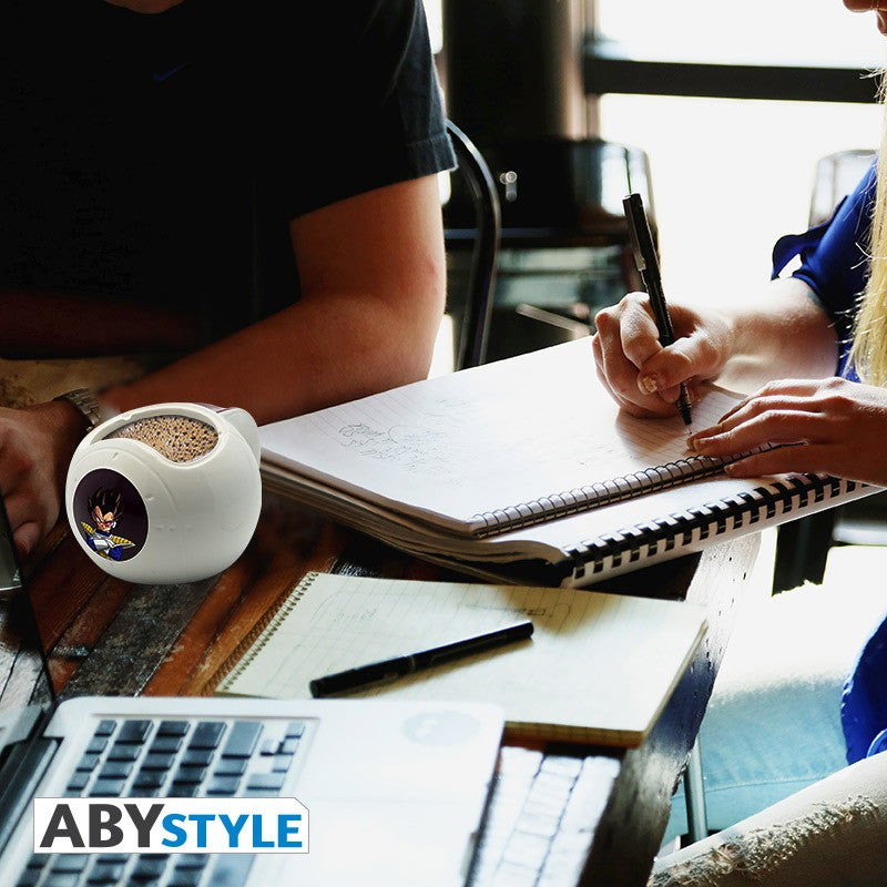 PRE-ORDER Dragon Ball 3D Mug Heat Change - Vegeta Spaceship [2022-Q4 Release]