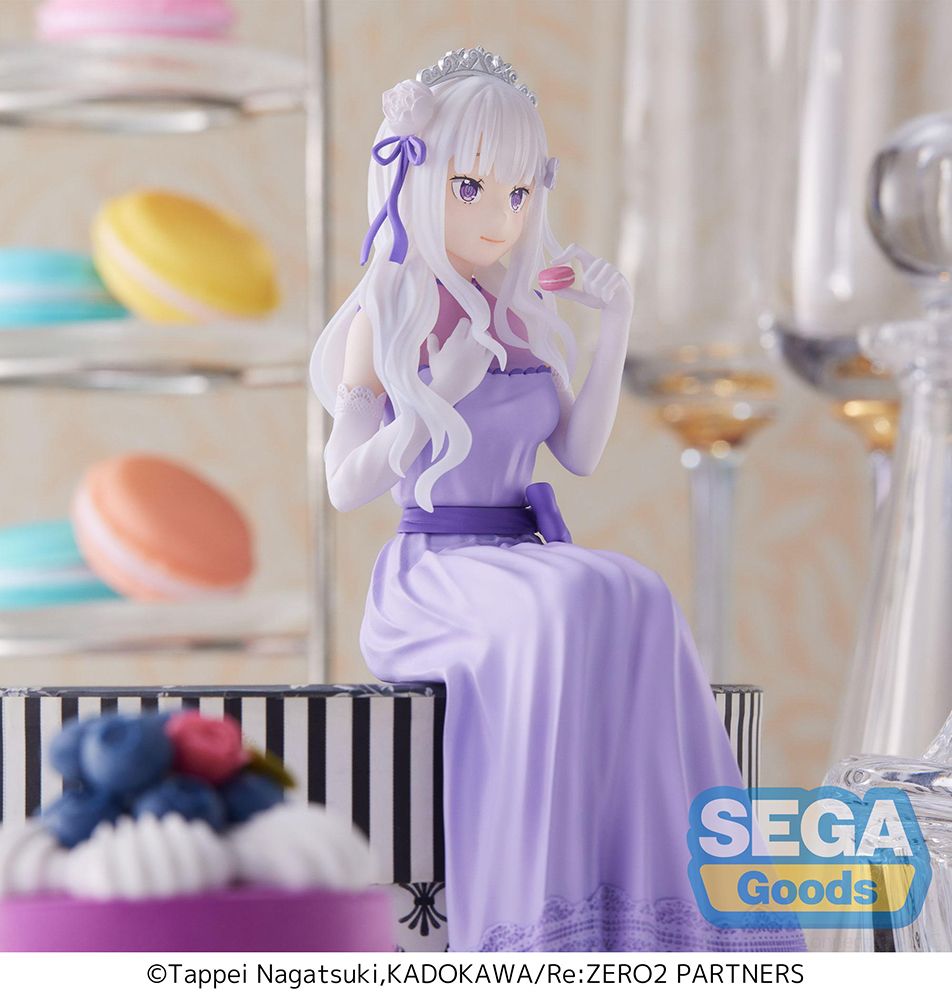 PRE-ORDER Re:ZERO -Starting Life in Another World-: Lost in Memories PM Figure - Emilia: Dressed Up Party Perching Ver.