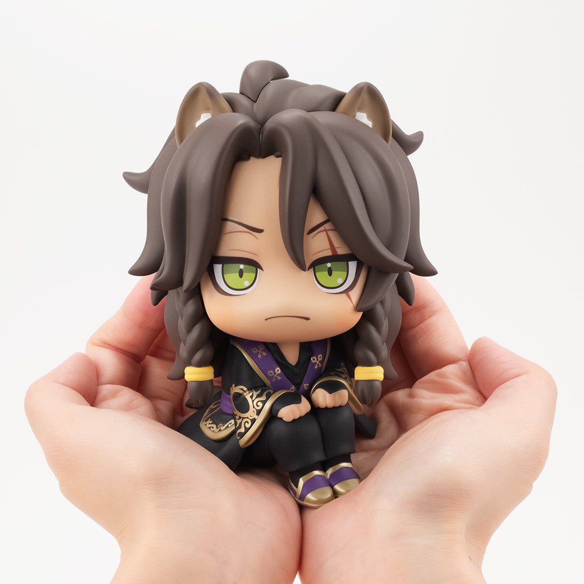 PRE-ORDER Look Up - Twisted Wonderland - Leona Kingscholar [EXCLUSIVE]