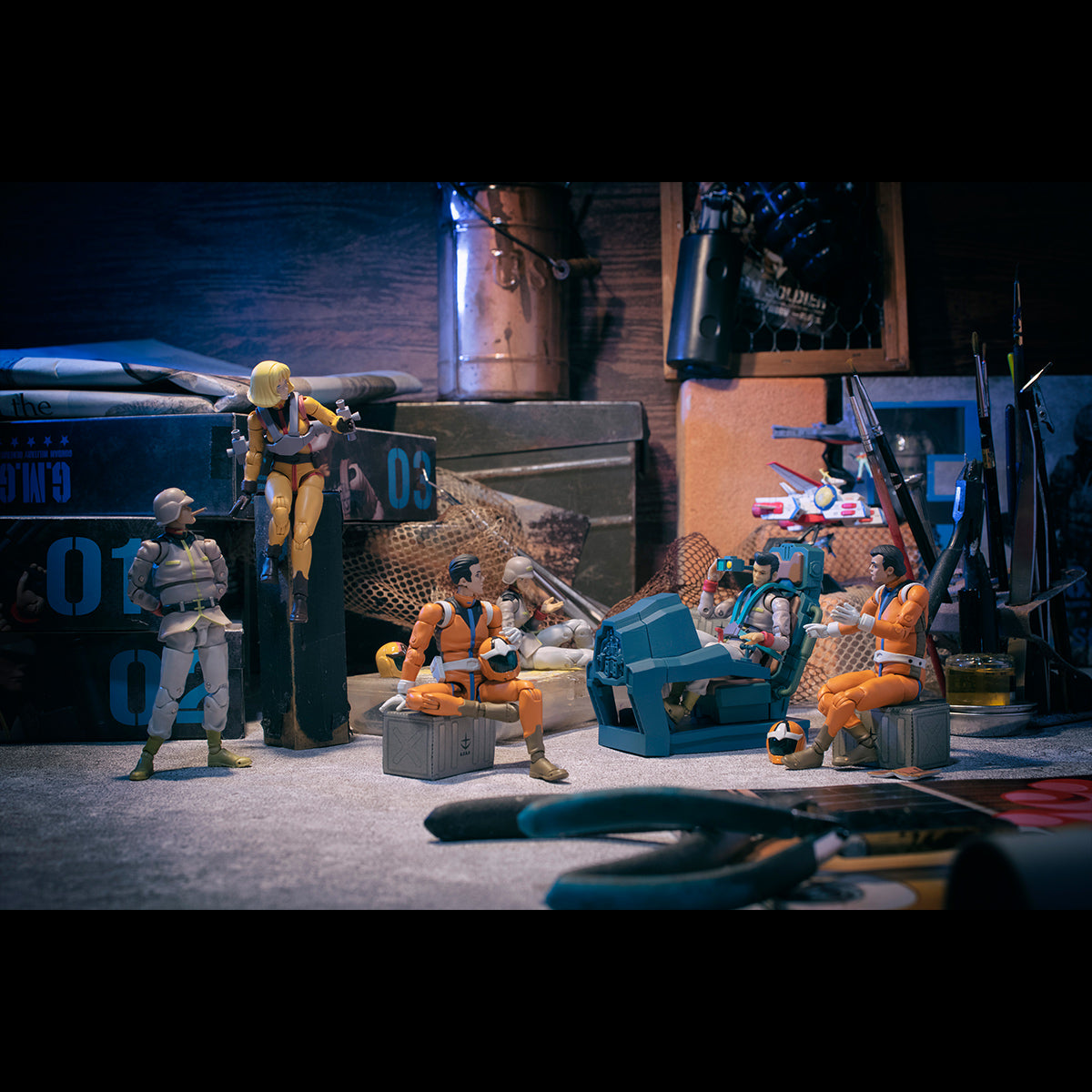 PRE-ORDER GMG - Mobile Suit Gundam - Earth Federation Forces 04/05 + Sayla Mass [EXCLUSIVE]