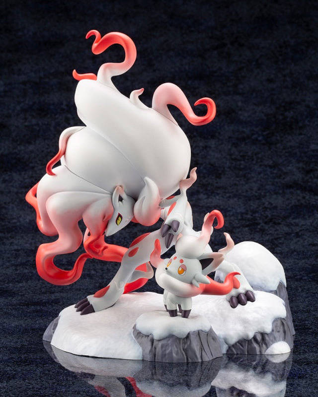 PRE-ORDER Pokémon Legends Arceus - Zoroark & Zorua Jade Form [EXCLUSIVE]