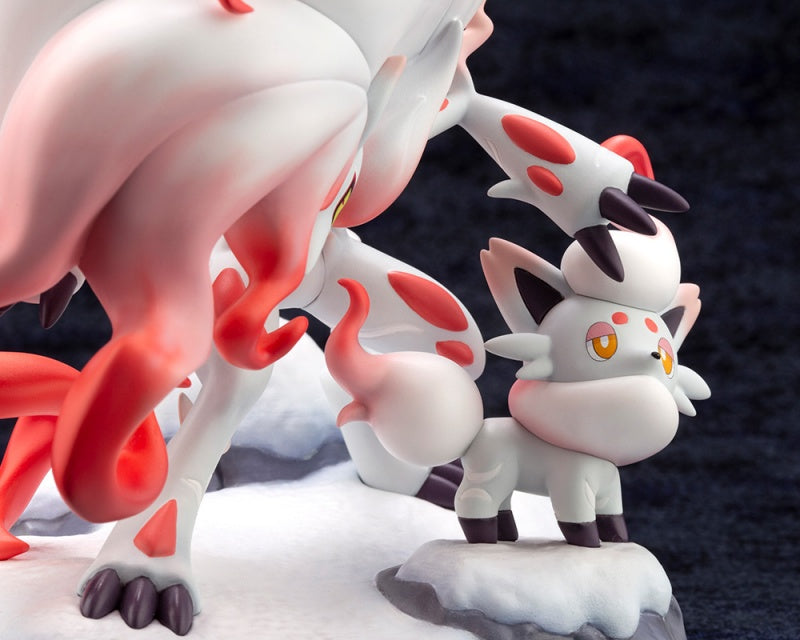 PRE-ORDER Pokémon Legends Arceus - Zoroark & Zorua Jade Form [EXCLUSIVE]