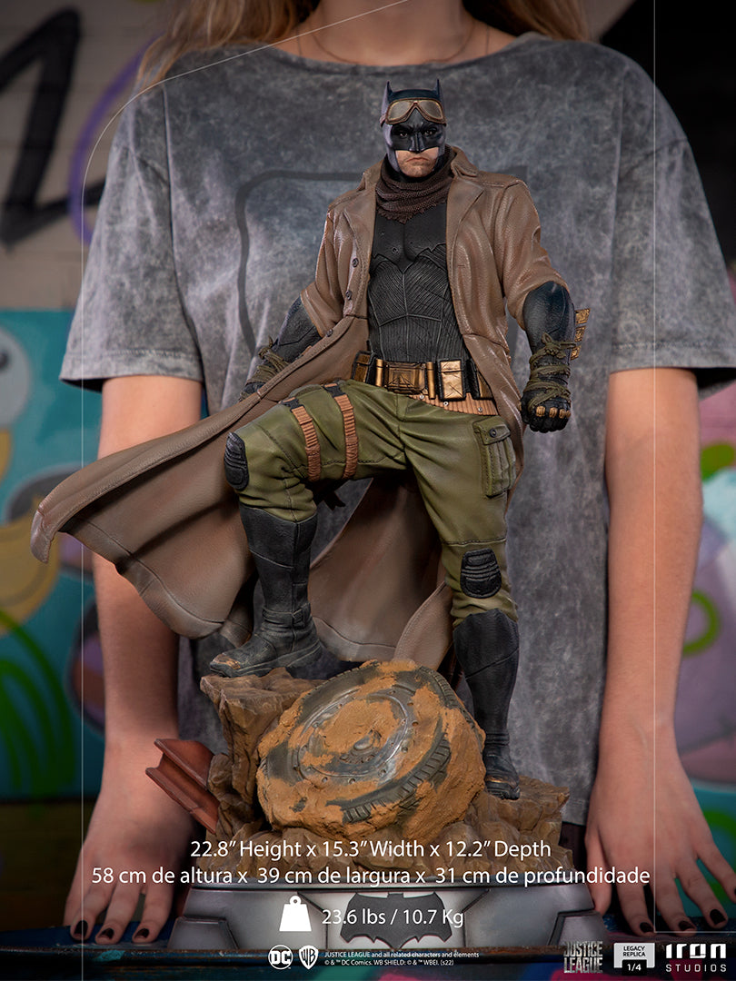 PRE-ORDER Zack Snyder's Justice League - Batman Knightmare Legacy Replica 1/4